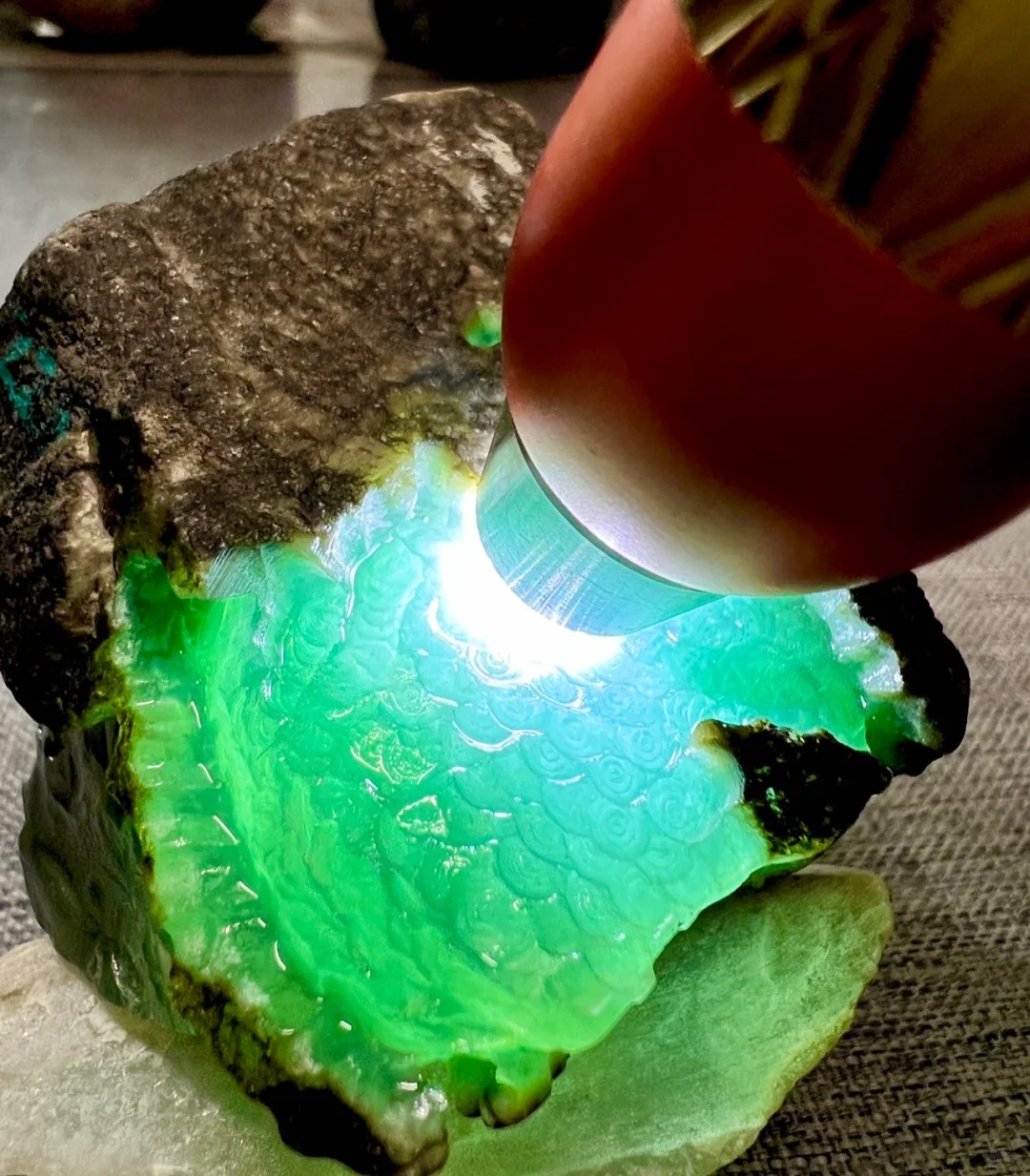 莫西沙高种水翡翠原石